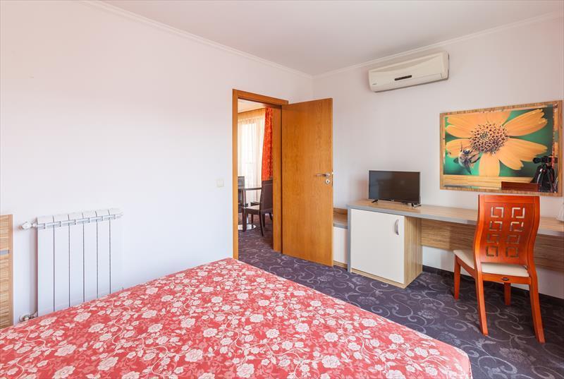Hotel Opera Burgas City Exterior foto